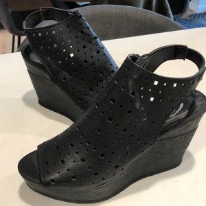 Sbicca Vintage collection sandals